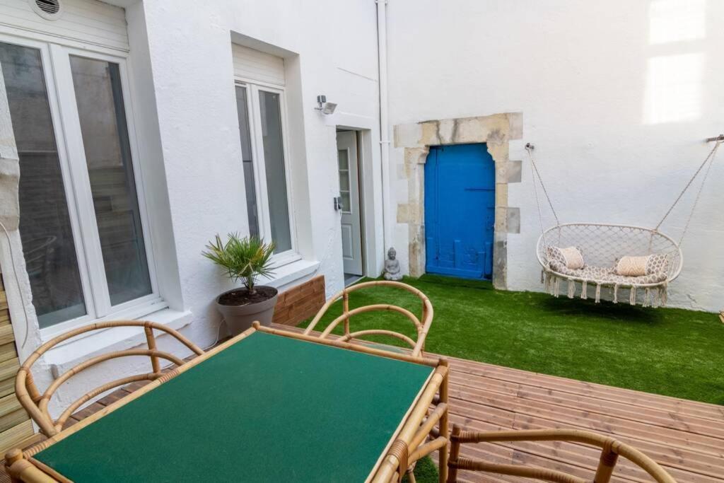 *Appartement Au Bout Du Monde Thouars* Екстер'єр фото
