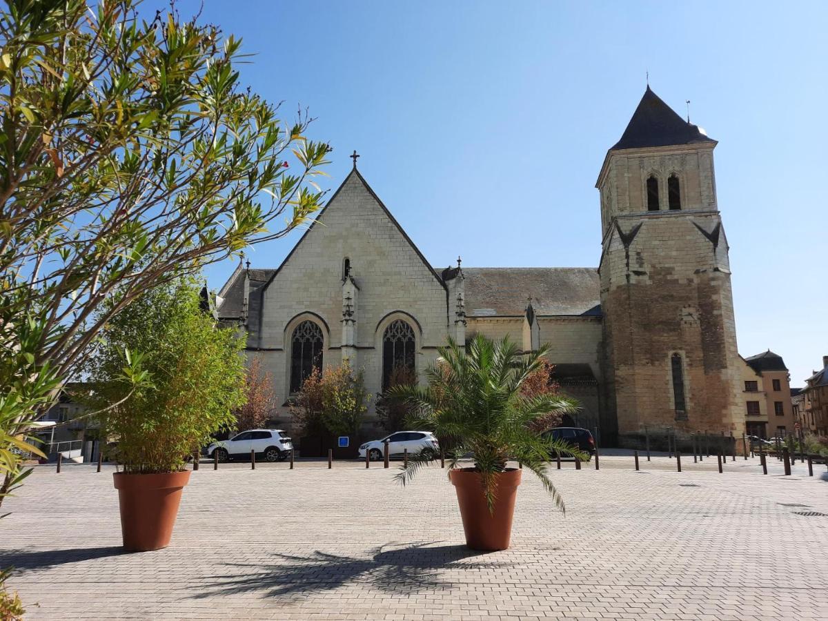 *Appartement Au Bout Du Monde Thouars* Екстер'єр фото